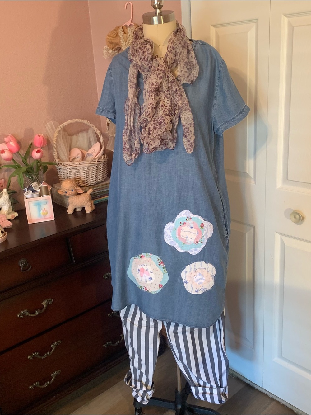 ANN TAYLOR Women's Chambray Blue Appliqué Tunic Dress OOAK